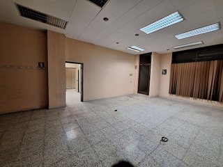 Local comercial en venta en Martorell