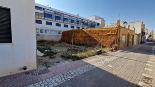 Solar en venta en Puerto de Garrucha en Garrucha