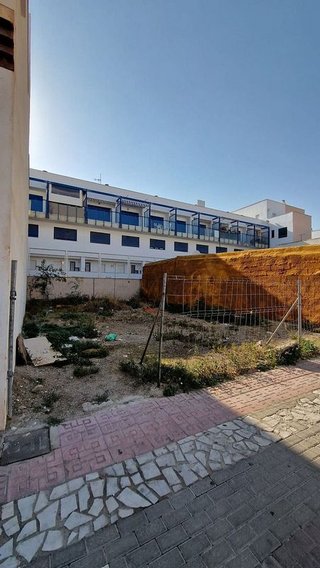 Solar en venta en Puerto de Garrucha en Garrucha
