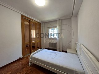 Piso en alquiler en Ermitagaña - Mendebaldea en Pamplona