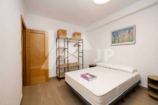 Piso en alquiler en Centro - Sagrario en Granada