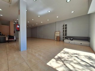 Local comercial en venta en Centre - Eixample – Can Llobet – Can Serra en Barbera del Vallès