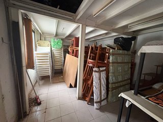 Local comercial en venta en Playa de la Fontanilla en Marbella