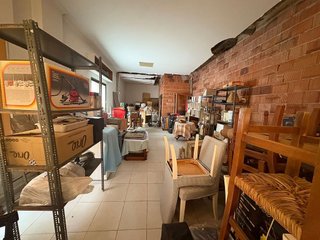 Local comercial en venta en Playa de la Fontanilla en Marbella