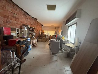 Local comercial en venta en Playa de la Fontanilla en Marbella