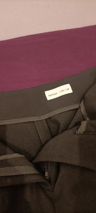 Conjunto americana y pantalón Lefties negro