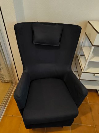 Sillón azul de tela
