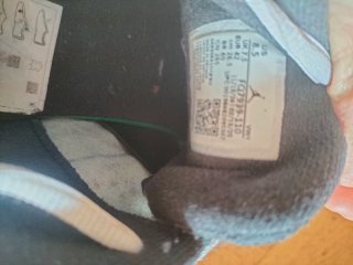 Zapatillas Nike Air Jordan grises y blancas