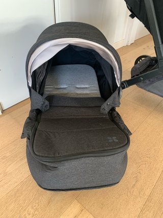 Silla de paseo Uppababy Minu + Capazo