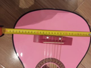 Guitarra infantil rosa