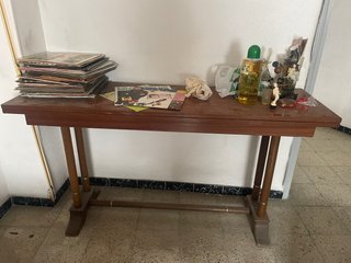 REGALO MESA ANTIGUA.