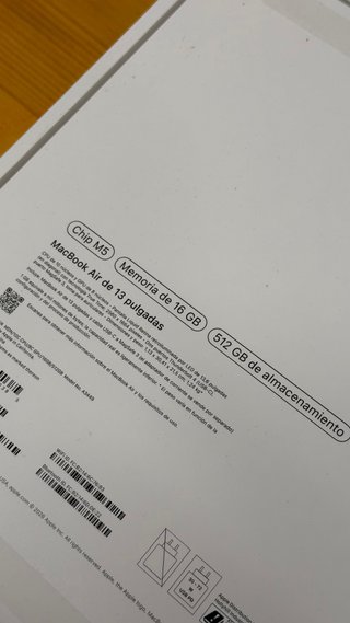 MacBook Air 13 M5 16GB 512GB Midnight Blue