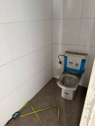 Local comercial en venta en San Roc - El Remei en Badalona