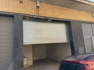 Local comercial en venta en San Roc - El Remei en Badalona