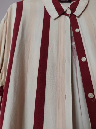 Camisa larga rayas beige y roja