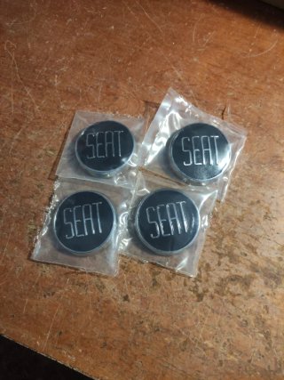 4 Tapones Llantas Seat 124 / 1430