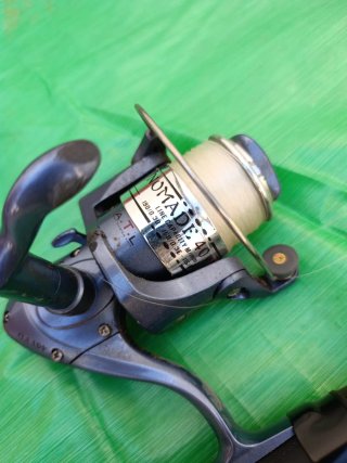 Caña de pesca con carrete