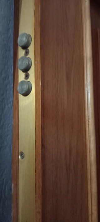 Puerta blindada madera