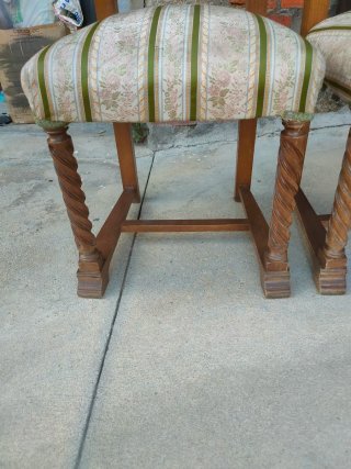 Conjunto de 6 sillas de madera y tela