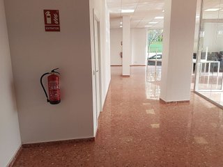 Local comercial en alquiler en Babel en Alicante