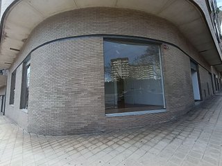 Local comercial en alquiler en Babel en Alicante
