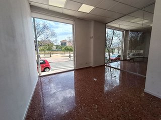 Local comercial en alquiler en Babel en Alicante