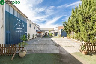 Nave industrial en venta en Cármenes - Ríos en Atarfe