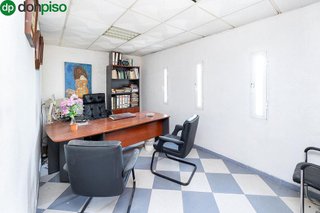 Nave industrial en venta en Cármenes - Ríos en Atarfe