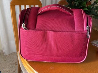 Maleta de mano Valigeria Roncato roja sin estrenar