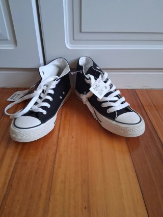 Zapatillas de lona altas negras