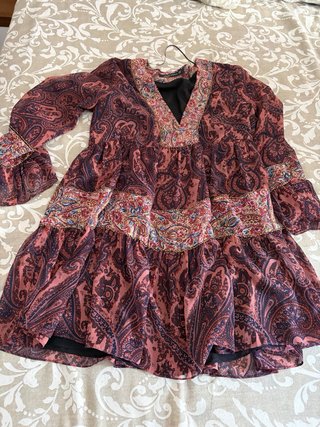 Vestido Zara estampado paisley