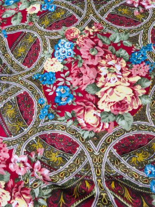 Pañuelo mujer flores, granate