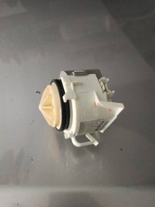 Bomba desagüe lavavajillas Bosch usada
