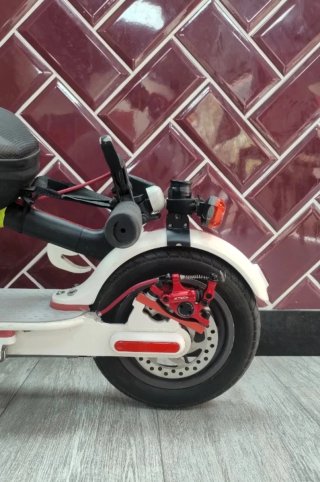 Patinete eléctrico Xiaomi blanco