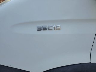 Iveco con plataforma