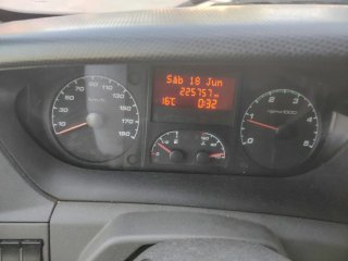 Iveco con plataforma