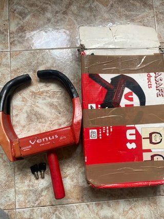 Cepo Candado Rueda Seguridad Venus