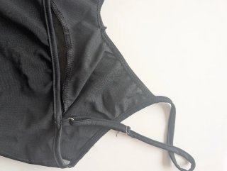 Bañador negro con transparencias