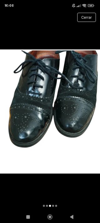 Zapatos de vestir negros con cordones de cuero