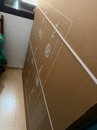 Smart TV TCL 85 sin abrir