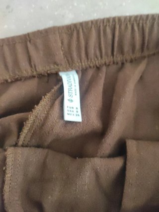 Pantalón ancho marrón