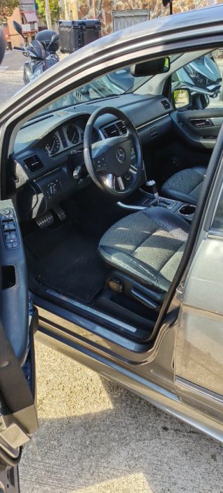 Mercedes-Benz b200 2008