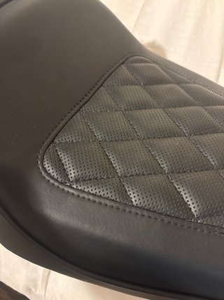 Asiento Harley-Davidson Café Racer Negro (Nuevo)