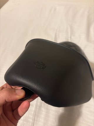 Asiento Harley-Davidson Café Racer Negro (Nuevo)