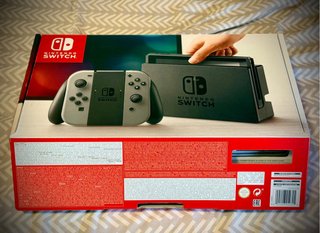 Nintendo Switch + Accessori + Custodia