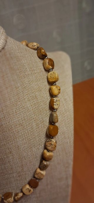 Collar piedras naturales y acero