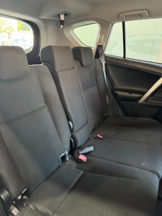 Toyota RAV4 2015