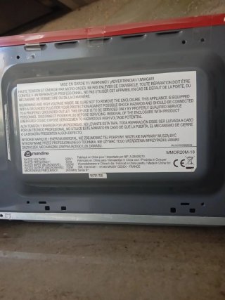 Microondas rojo Mandine