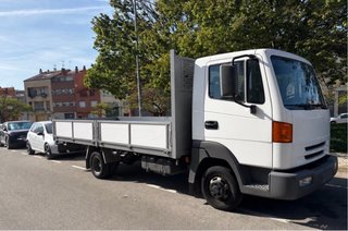 Nissan Atleon 2004. 98 mil km