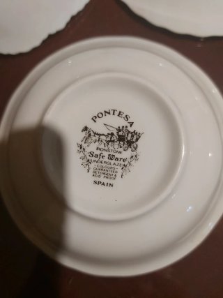 Collezione di 5 mini piatti in ceramica decorati antichi